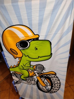 Ręcznik dziecięcy – Dinozaur na motocyklu