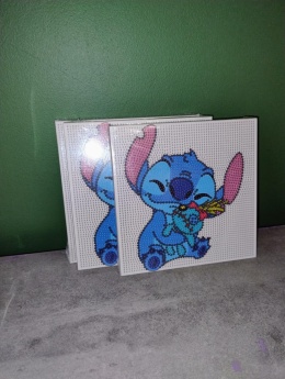 Obrazek diamentowy 5D – Stitch z pluszakiem Scrump