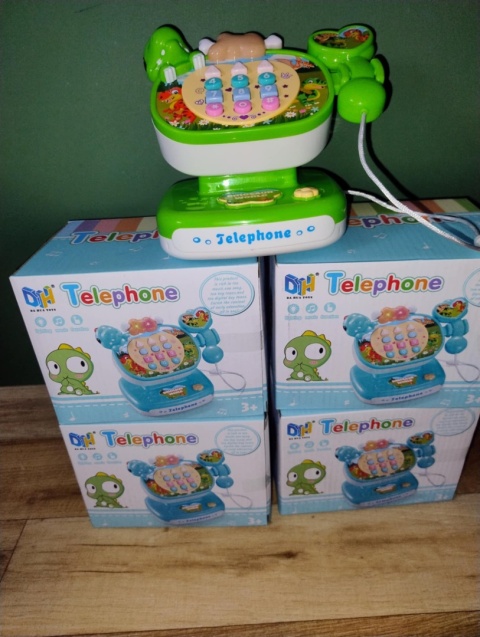 Kolorowy telefon zabawkowy dla dzieci – interaktywny i edukacyjny! Kolorowy telefon zabawkowy dla dzieci – interaktywny i edukacyjny!